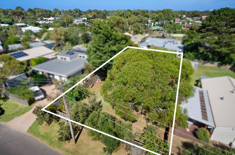 25 Heron Crescent Barwon Heads VIC, Barwon Heads - Thumbnail 2
