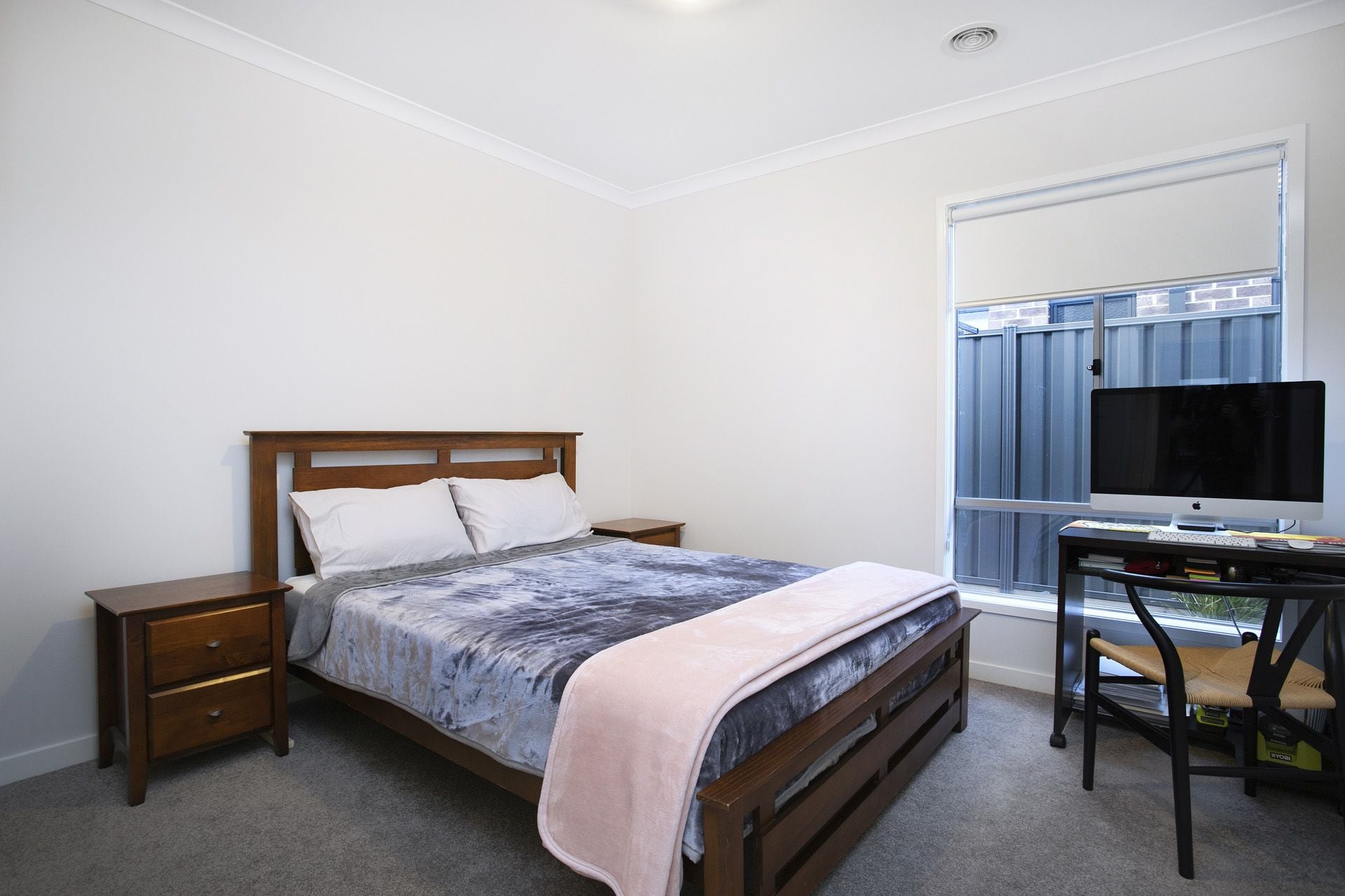 27 Infinity Drive, Fraser Rise | Sweeney Estate Agents