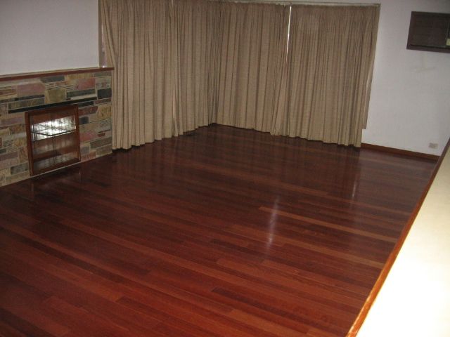 LARGE FAMILY HOME + RUMPUS ROOM