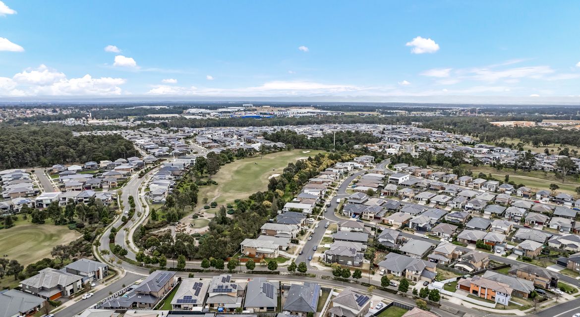 Colebee 6 Dogwood Street