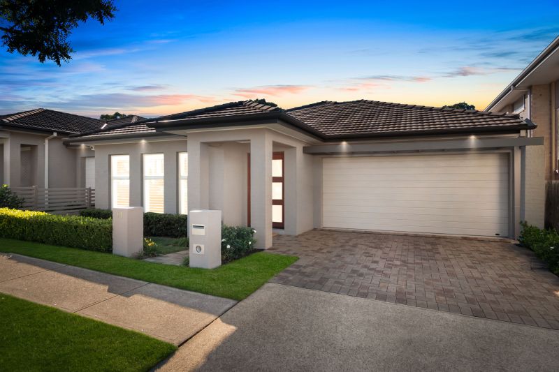 Real Estate For Sale 11 Grandiflora Street Rouse Hill , NSW