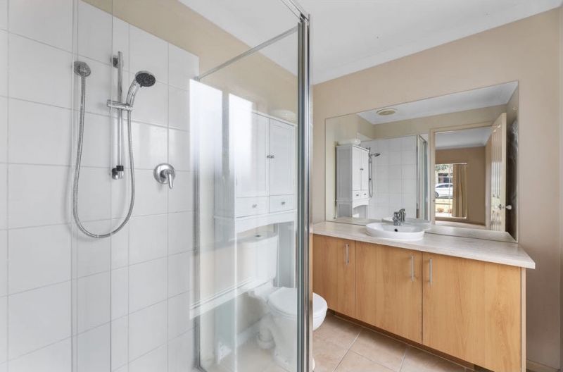 6 St James Close, Burnside Heights - Thumbnail 8