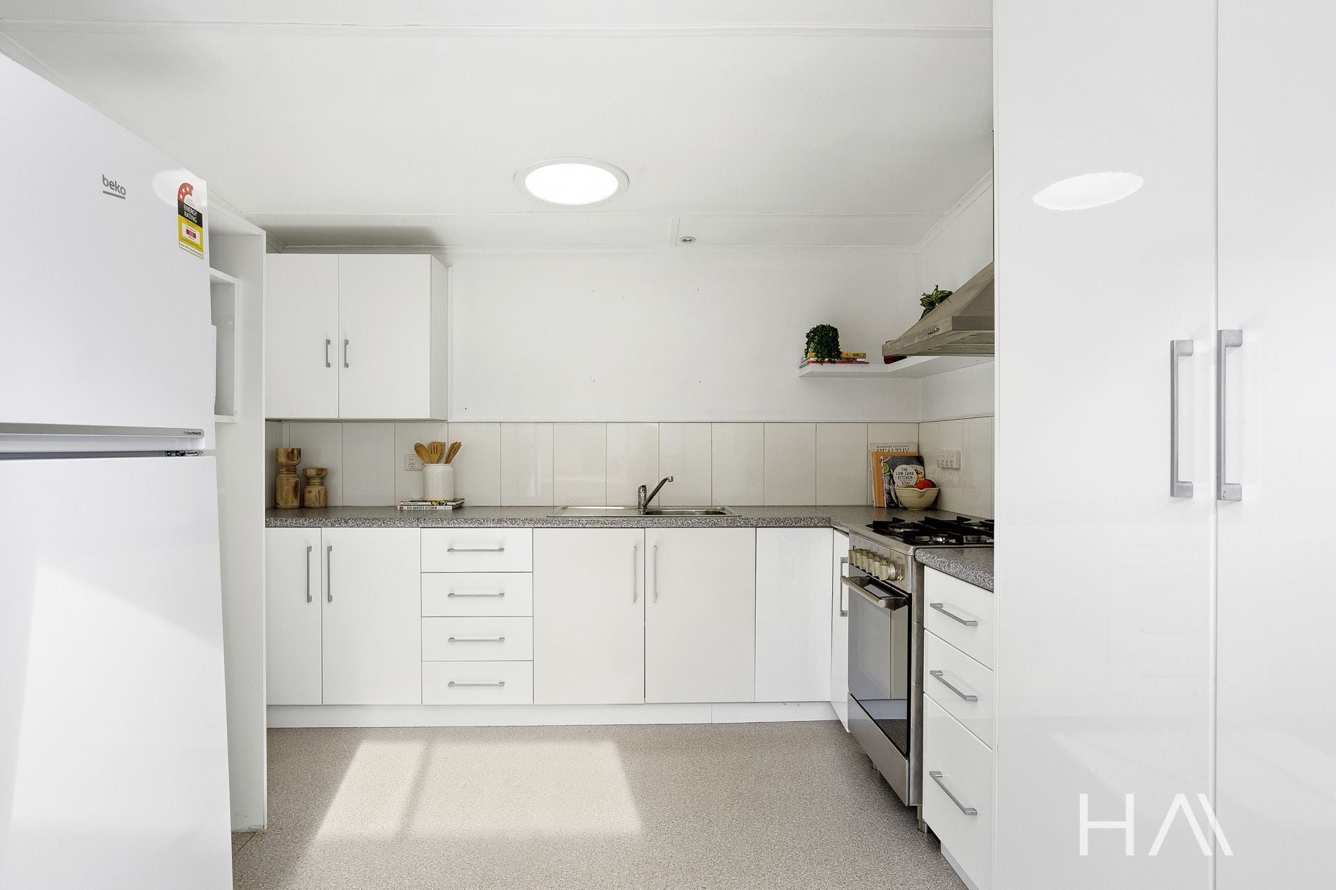 15A Frederick Street Perth, Perth - Thumbnail 7
