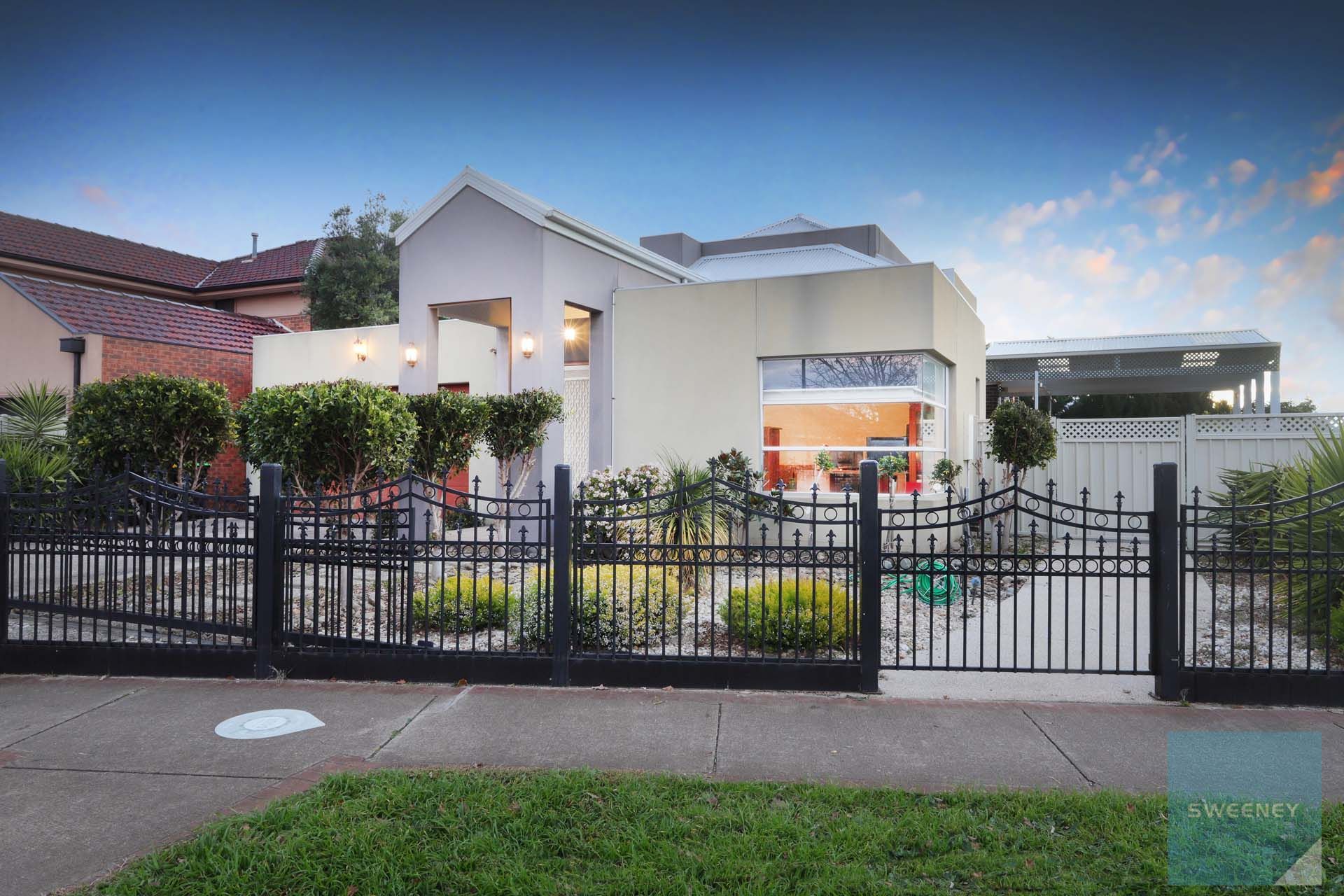 13 Old Hall Drive, Caroline Springs - Thumbnail 5