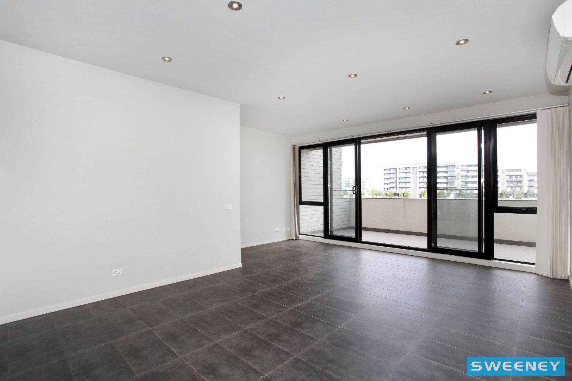 7/11 Monckton Place, Caroline Springs - Thumbnail 6
