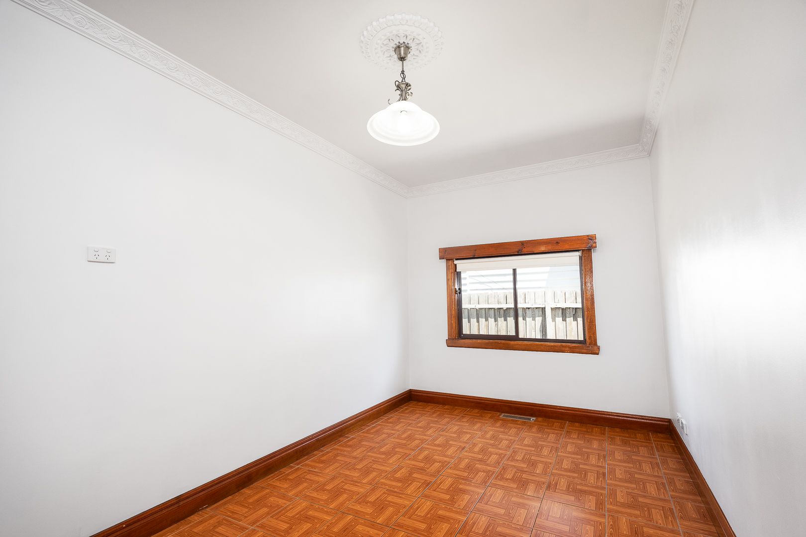 SPACIOUS 3 BEDROOM HOME IN PRIME PRESTON LOCATION