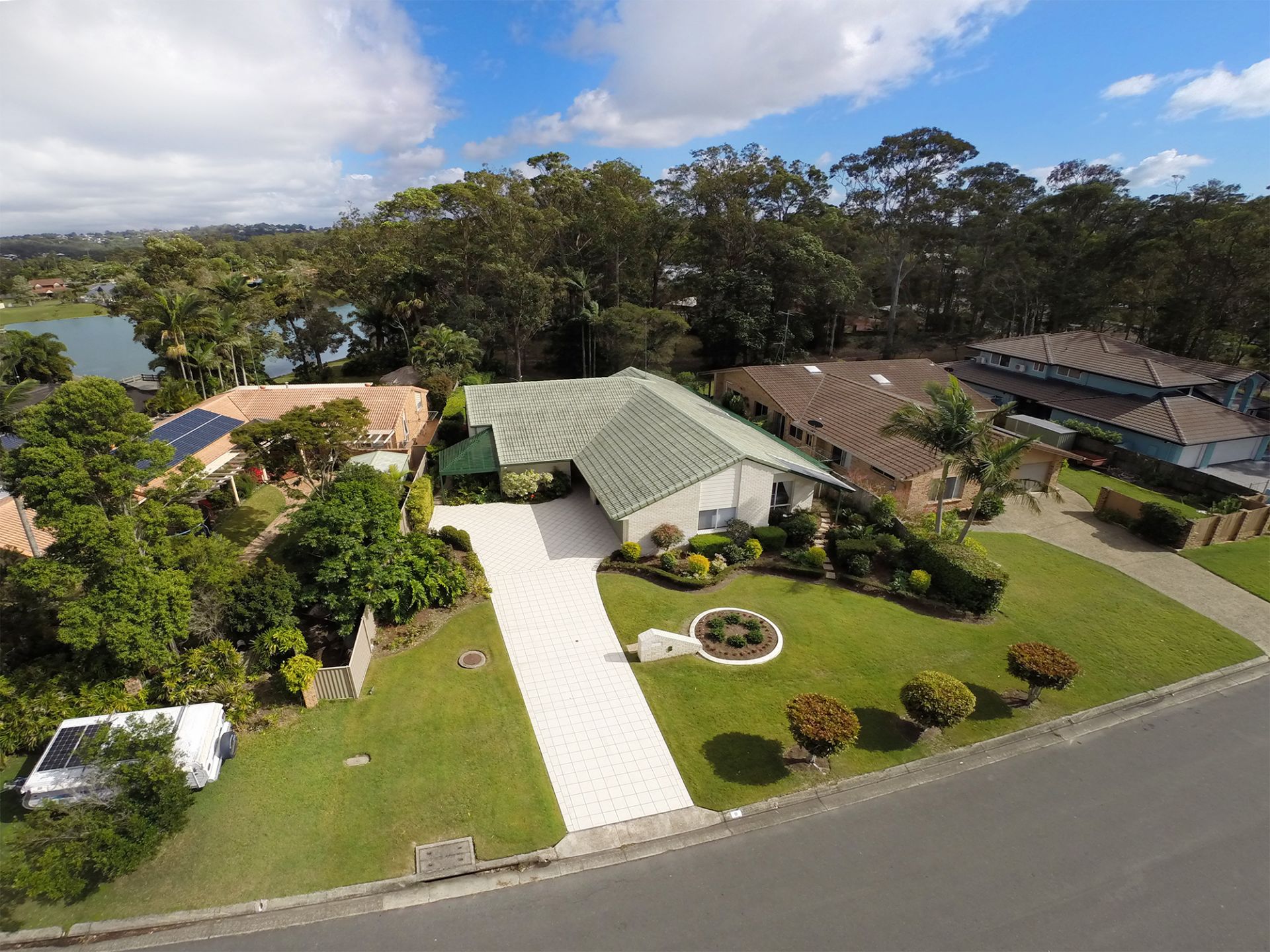 8 Saratoga Drive Mountain Creek QLD, Mountain Creek - Thumbnail 2