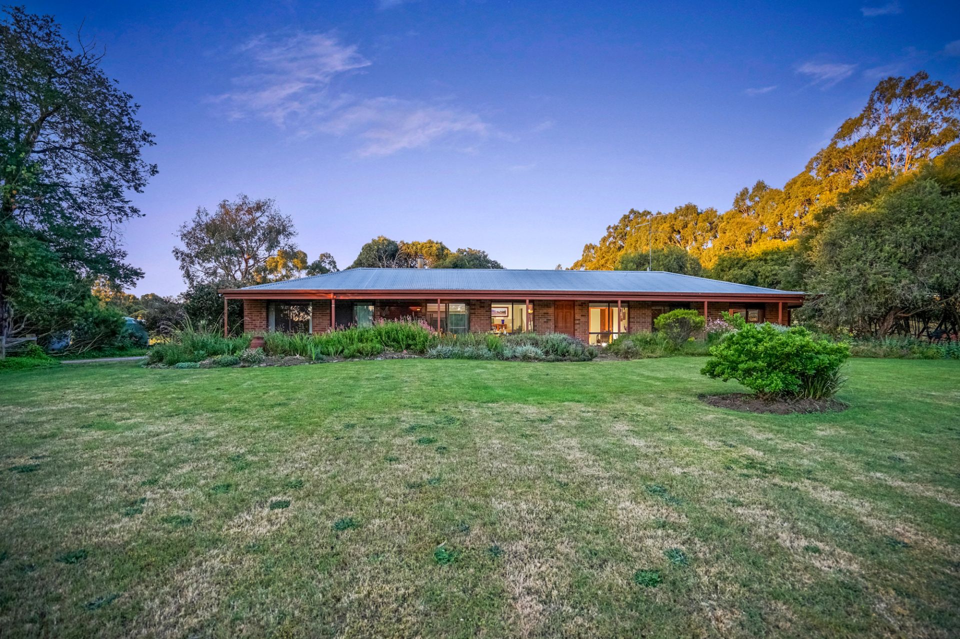 214 Moss Avenue, Mount Helen, Mount Helen - Thumbnail 5