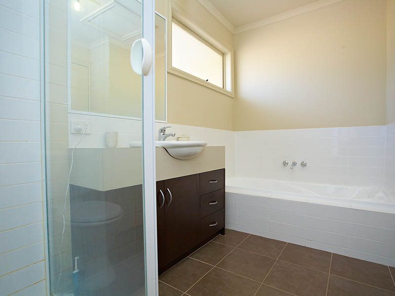 16/23 Catherine Road, Point Cook - Thumbnail 5