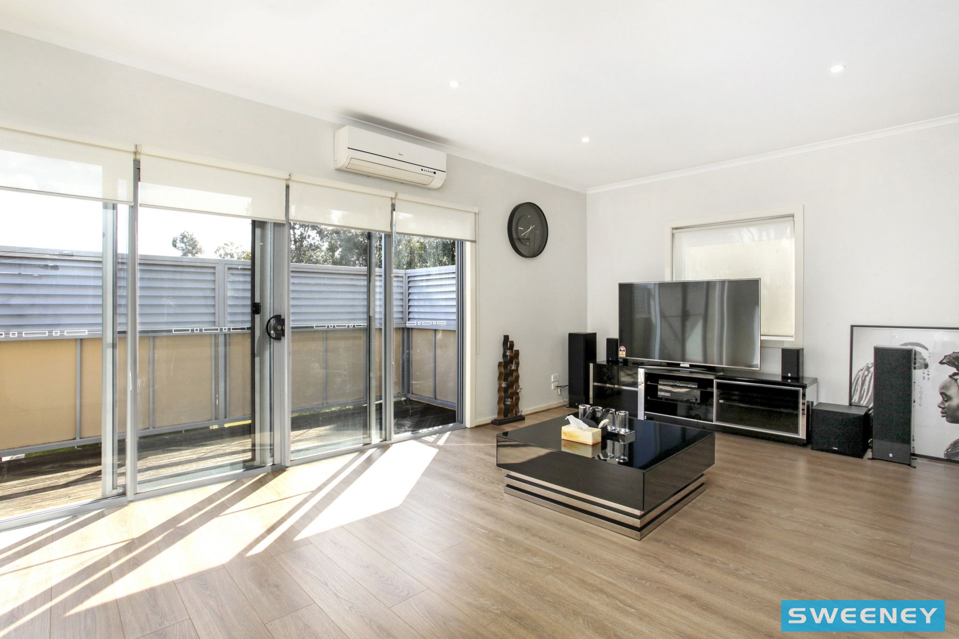 5/4 Hopetoun Green, Caroline Springs - Thumbnail 3
