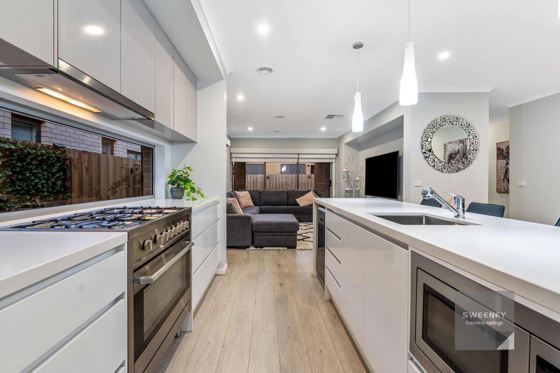 22 Lagoon Drive, Aintree - Thumbnail 4