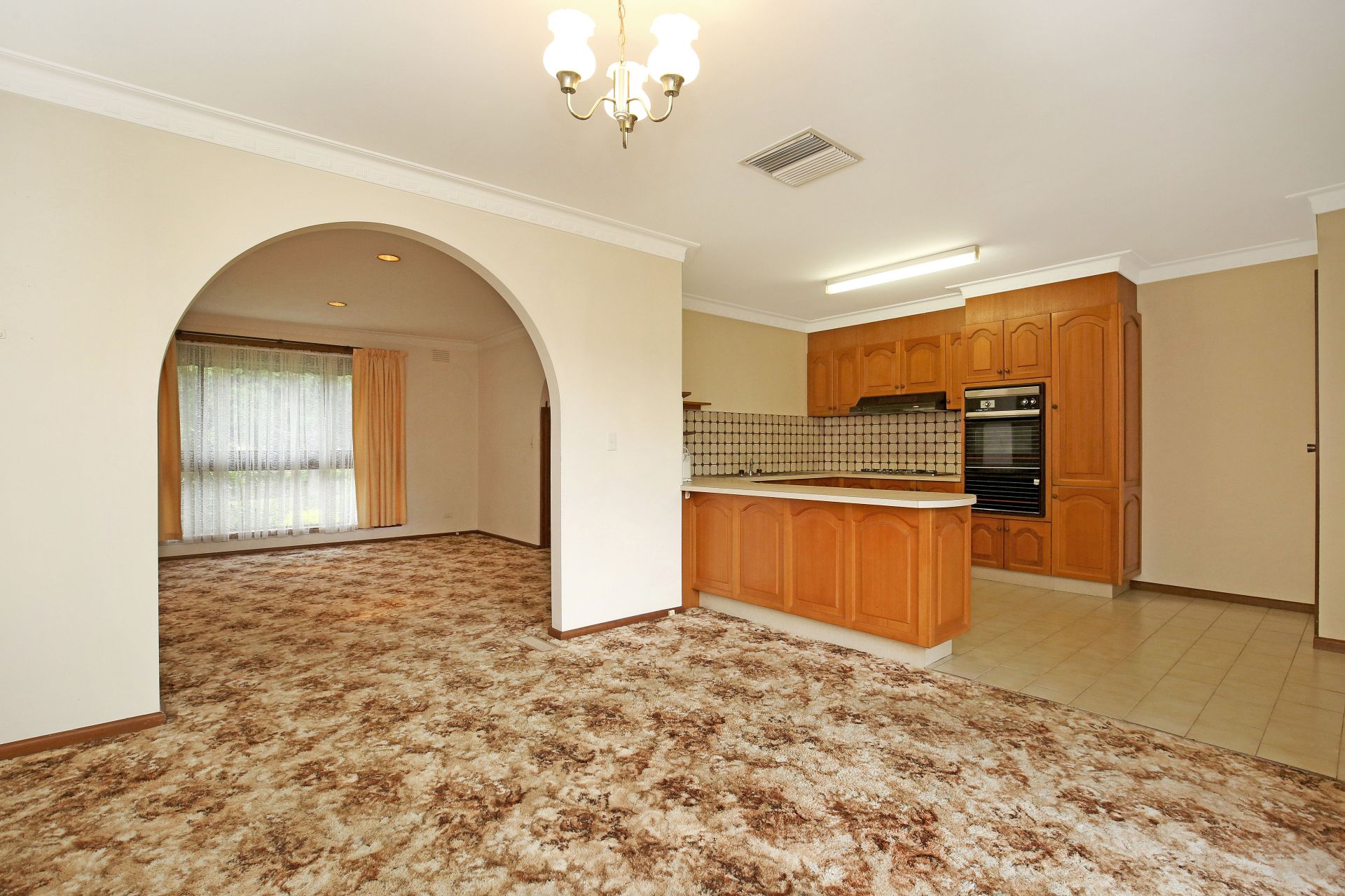 Spacious living, prime position, what more could you want!