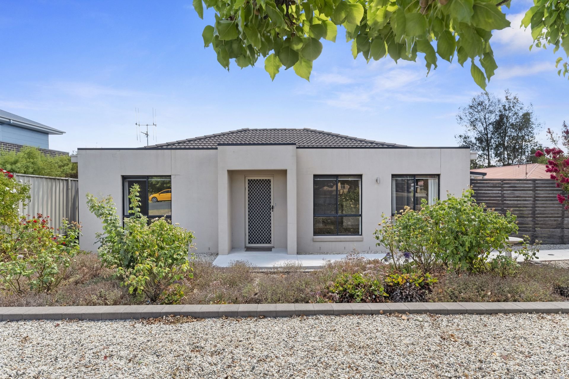 1/15 Nish Street, Flora Hill Bendigo Ballarat Real Estate Pty Ltd