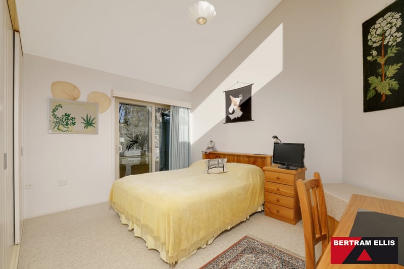 12 Maria Place, Lyons - Thumbnail 8