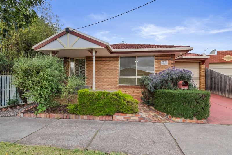 2/30 Howard Street, Reservoir