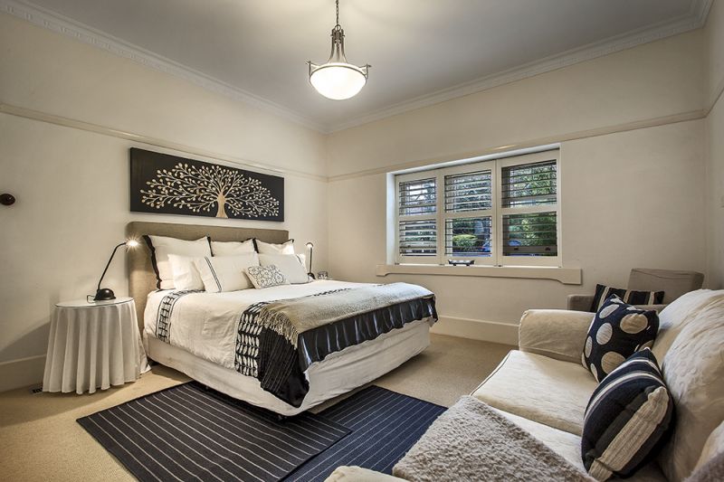 24 Hartwood Street, Kew East - Thumbnail 2