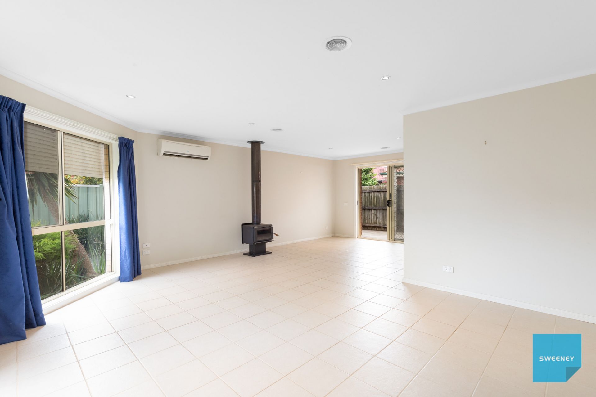 2/4 Lake Boga Avenue, Deer Park - Thumbnail 4