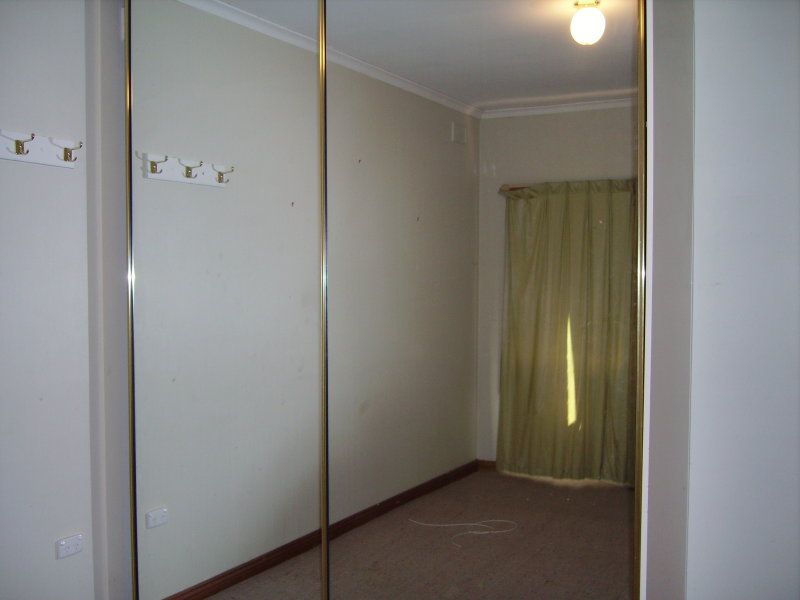10 Glen Rovala Street Brahma Lodge 5109