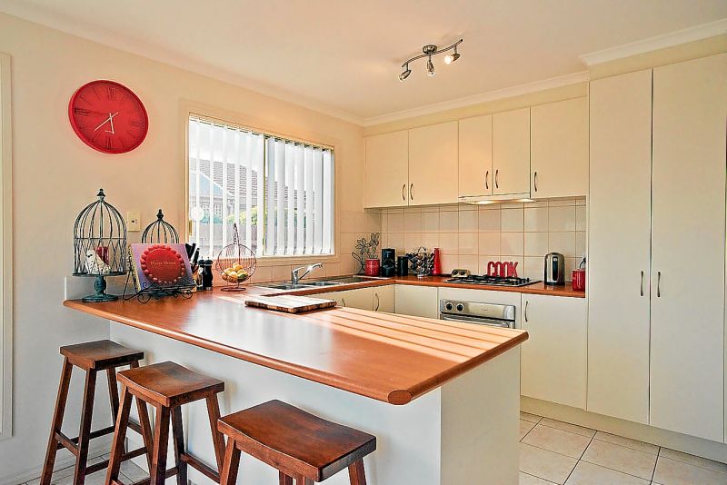 2/5 Russell Street, Bacchus Marsh - Thumbnail 5