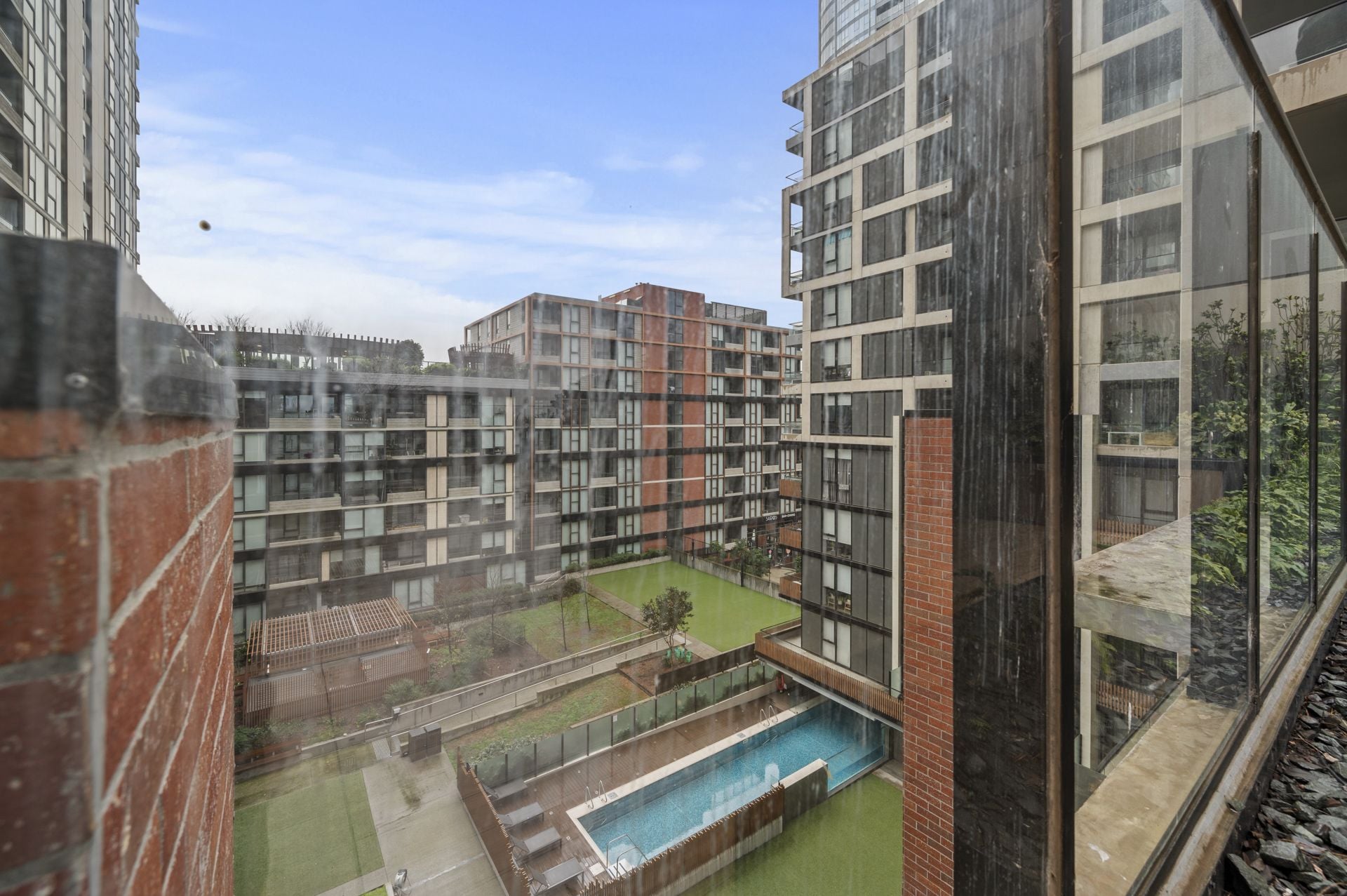 Spacious Apartment with Exclusive Amenities!
