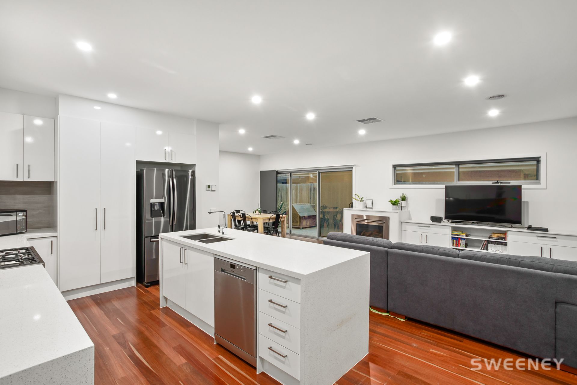 37 Philip Street, Altona Meadows - Thumbnail 3