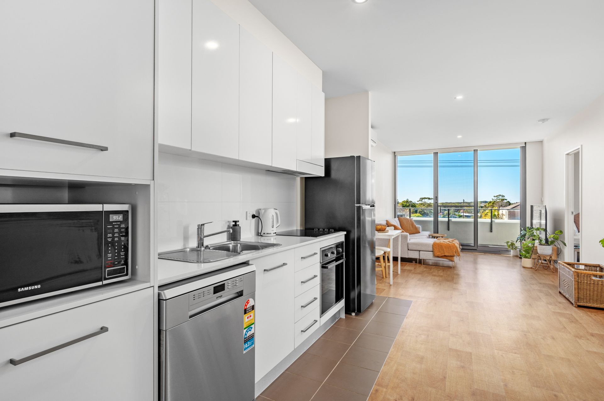 210/6 Charles Street, Charlestown - Thumbnail 7