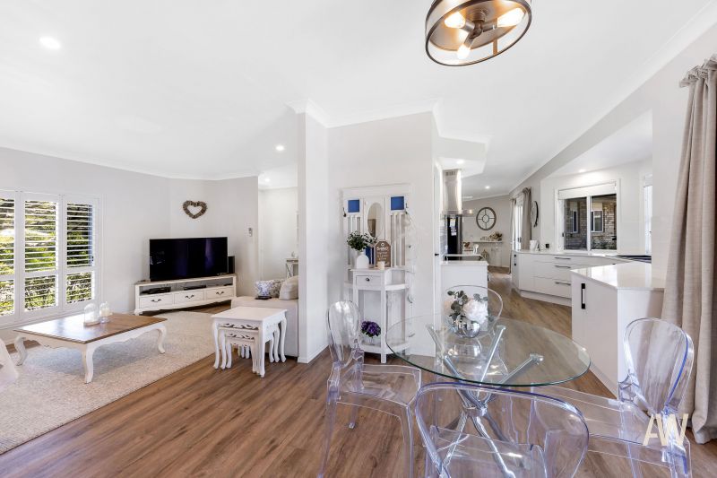 Move in and relax in this renovated Buderim beauty!