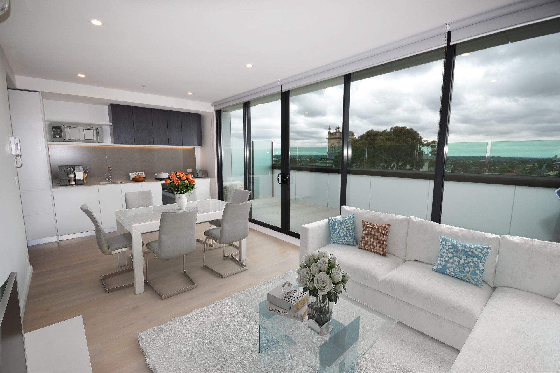 PRIME PRESTON LIVING WITH UNINTERRUPTED CITY VIEWS