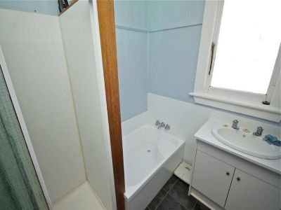 3
 
 
 
  
 
 
 1
 
 
 
  
 
 
 1
 
 
 
 
 
 
 
 25 Madden Crescent, DEVONPORT TAS 7310, Devonport - Thumbnail 5