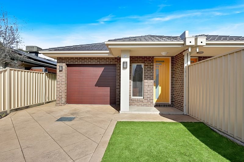 39 Hawkes Drive, Mill Park
