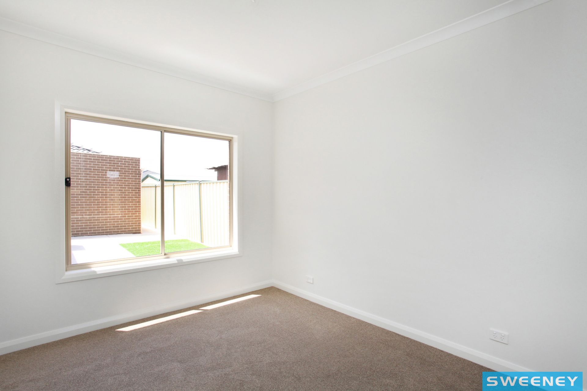 2/2 Lane Place, Hillside - Thumbnail 6