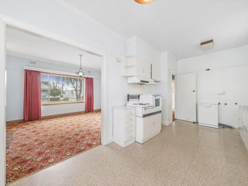 6 McAdam Crescent COLAC VIC, Colac - Thumbnail 3