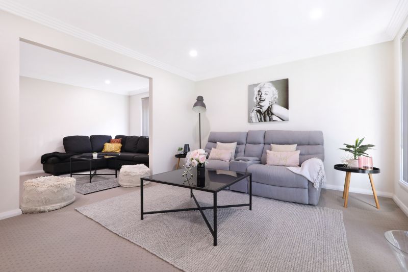 Real Estate For Sale 113 Shearwater Drive Lake Heights , NSW