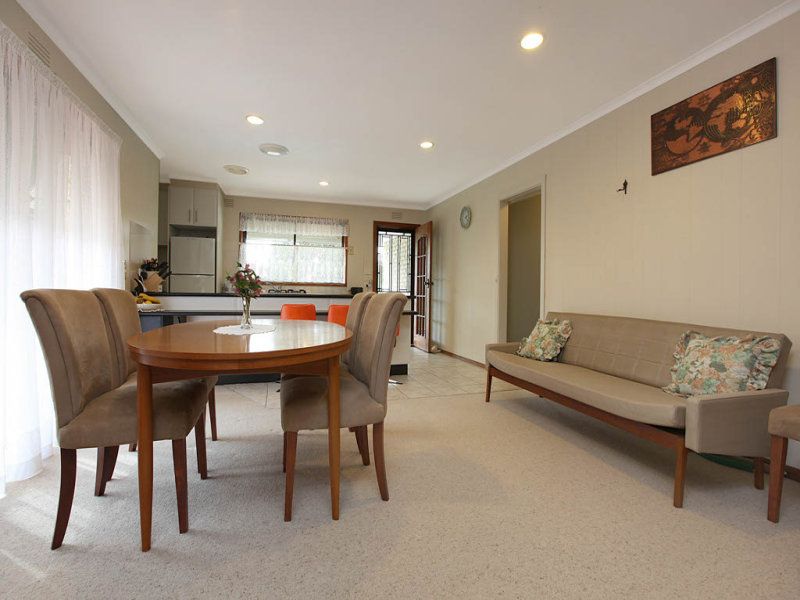 8 Robin Street, Altona - Thumbnail 4