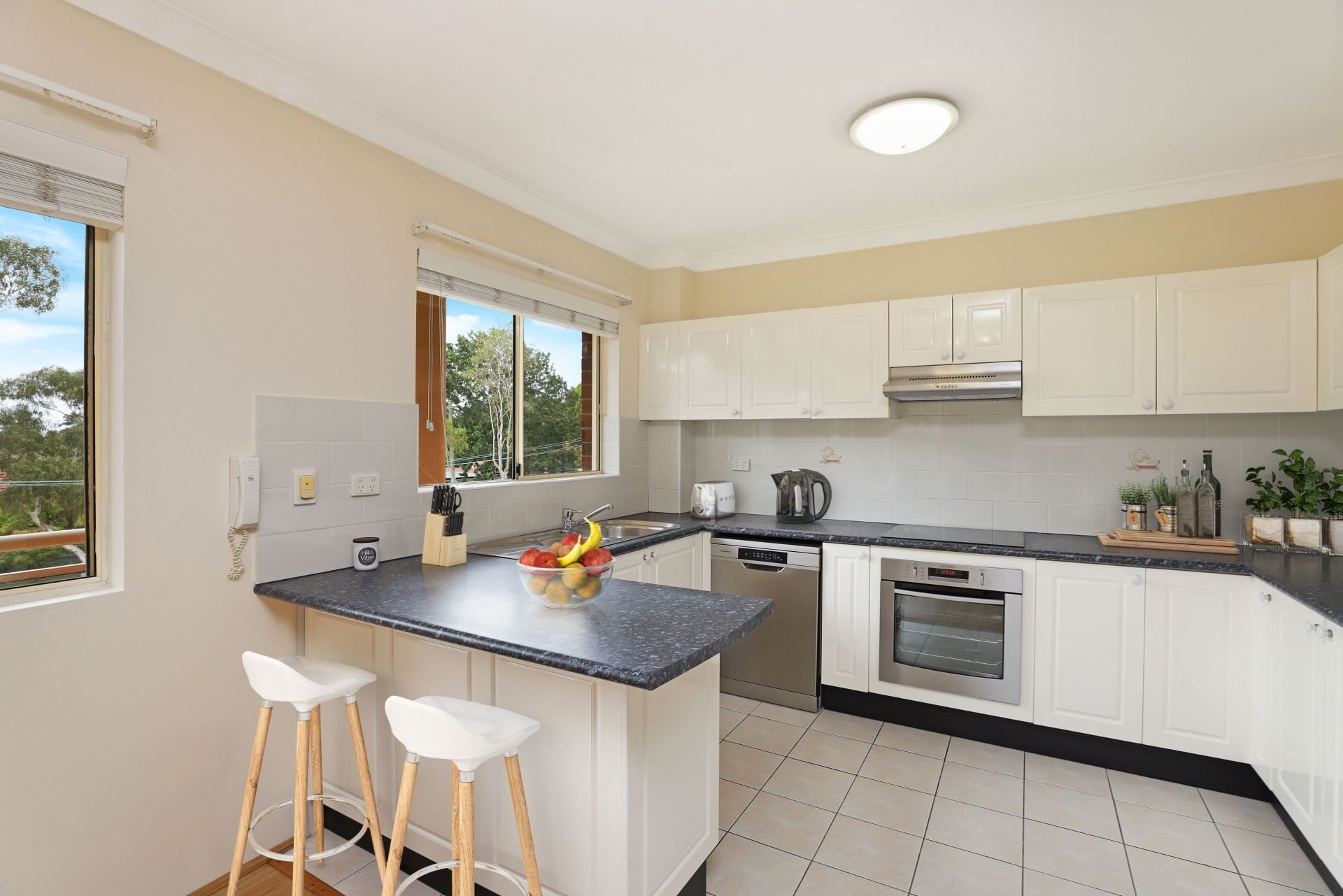 12/91-93 Acacia Road, Kirrawee, Kirrawee - Thumbnail 5