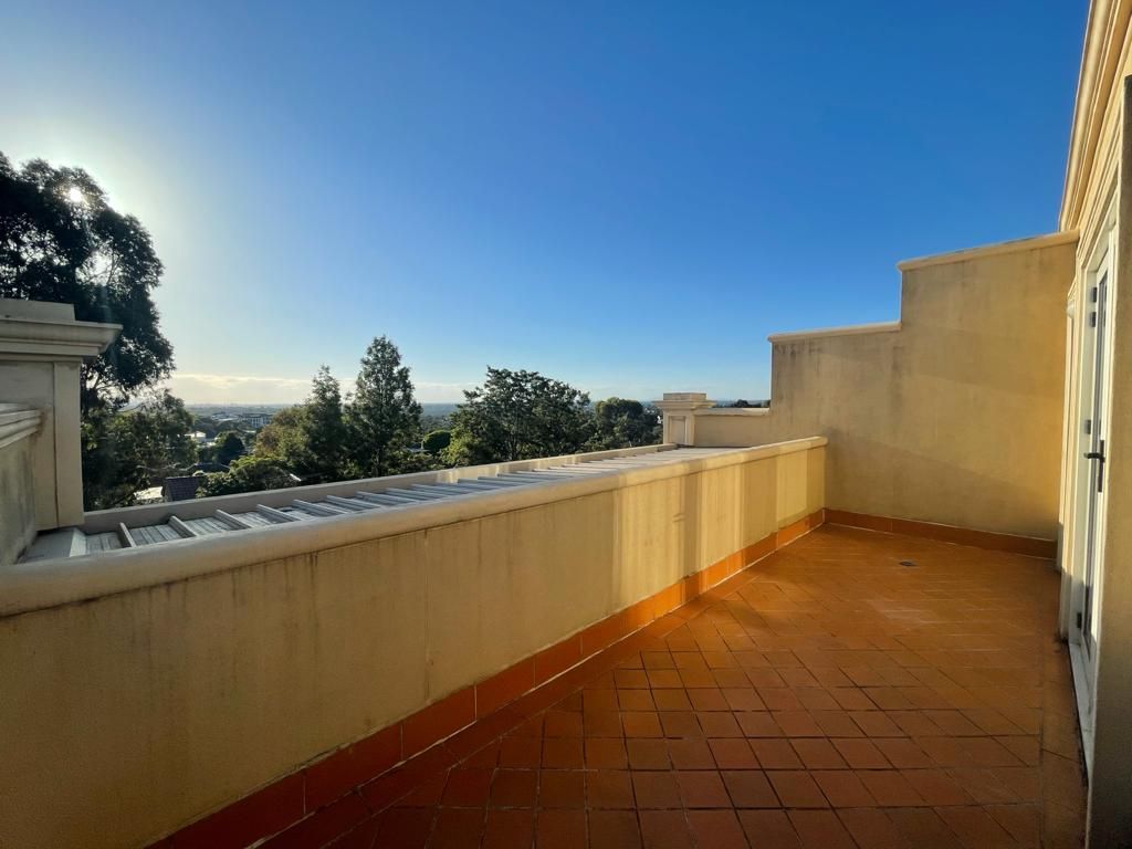 SPACIOUS FAMILY HOME WITH A STUNNING VIEW