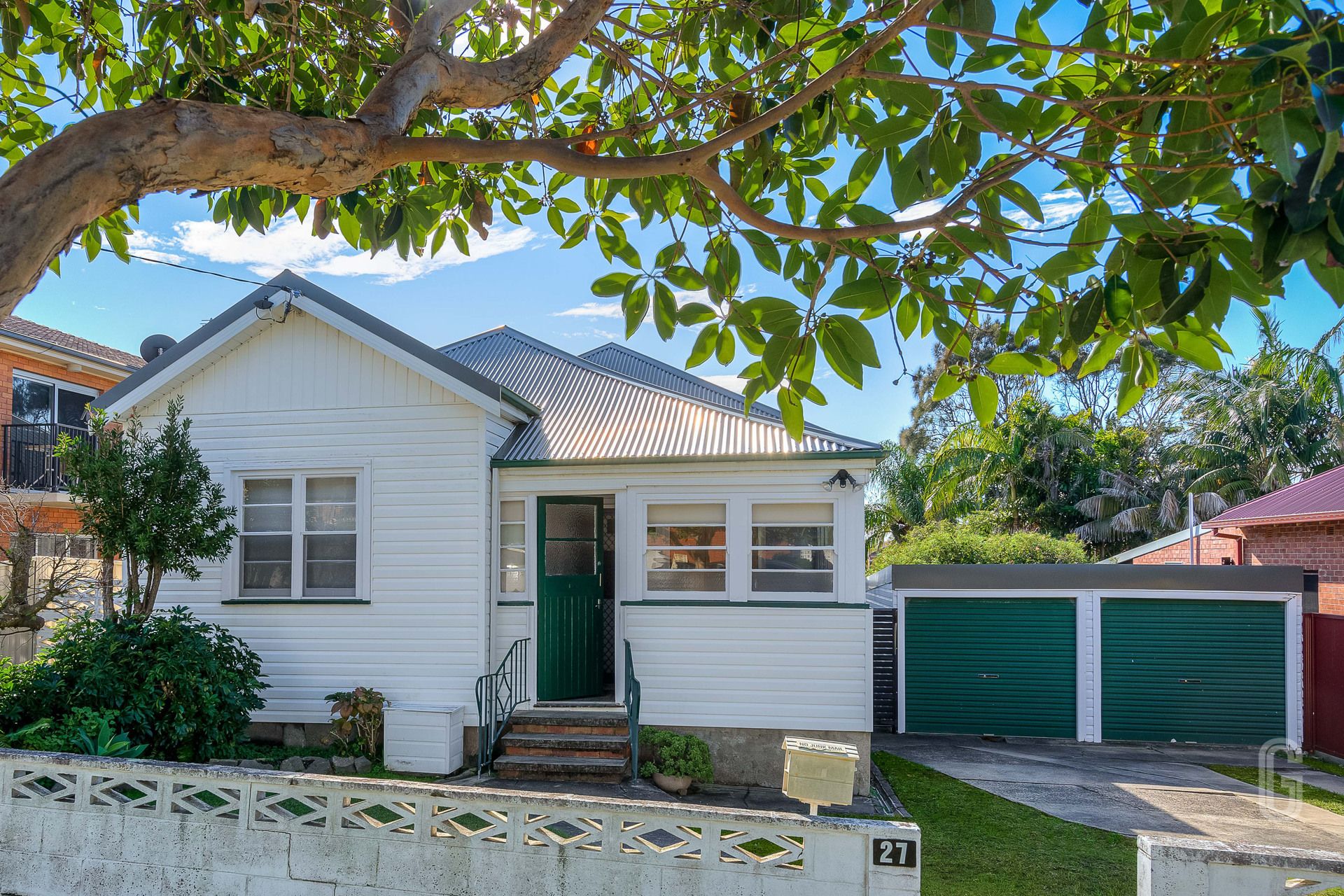 27 Street, Merewether Green St Property