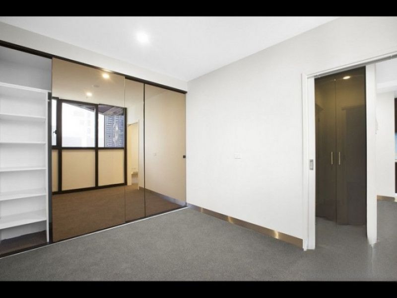 501/33 Clarke Street, Southbank - Thumbnail 8