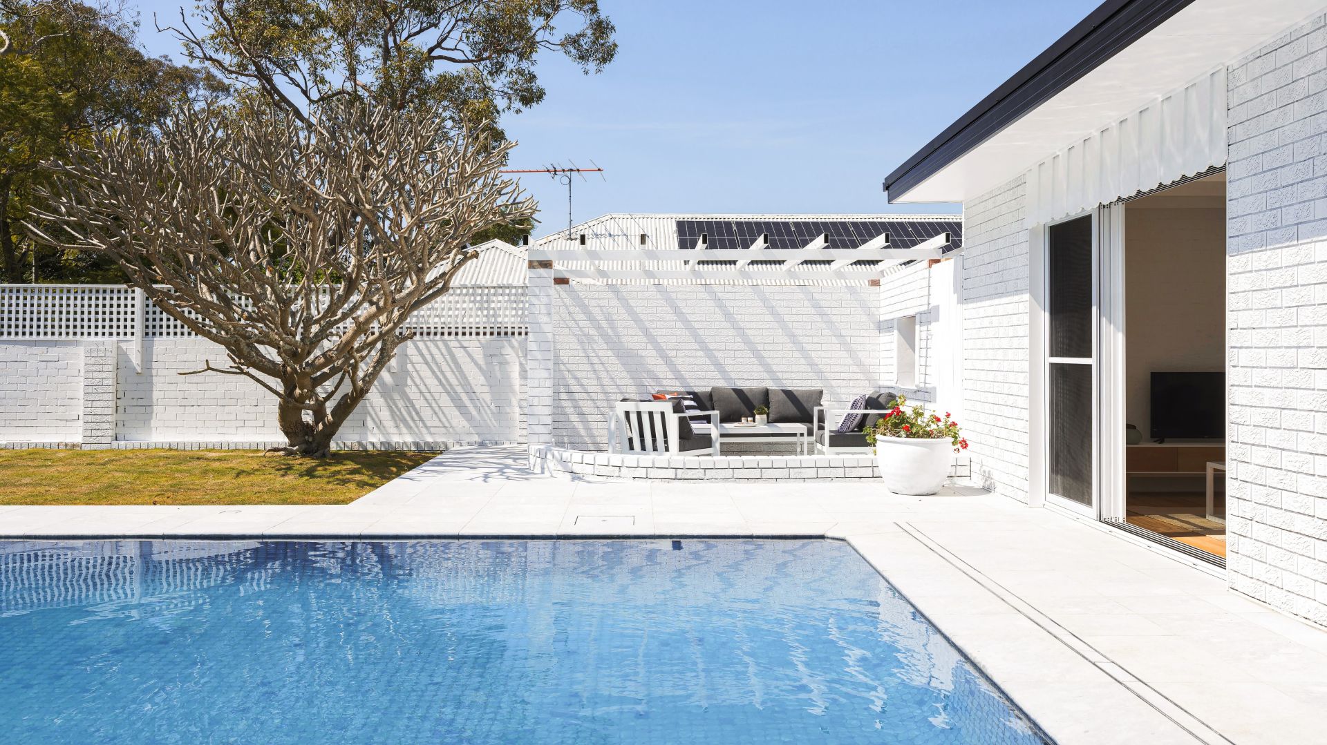 98 Cawarra Road, Caringbah NSW, Caringbah - Thumbnail 2