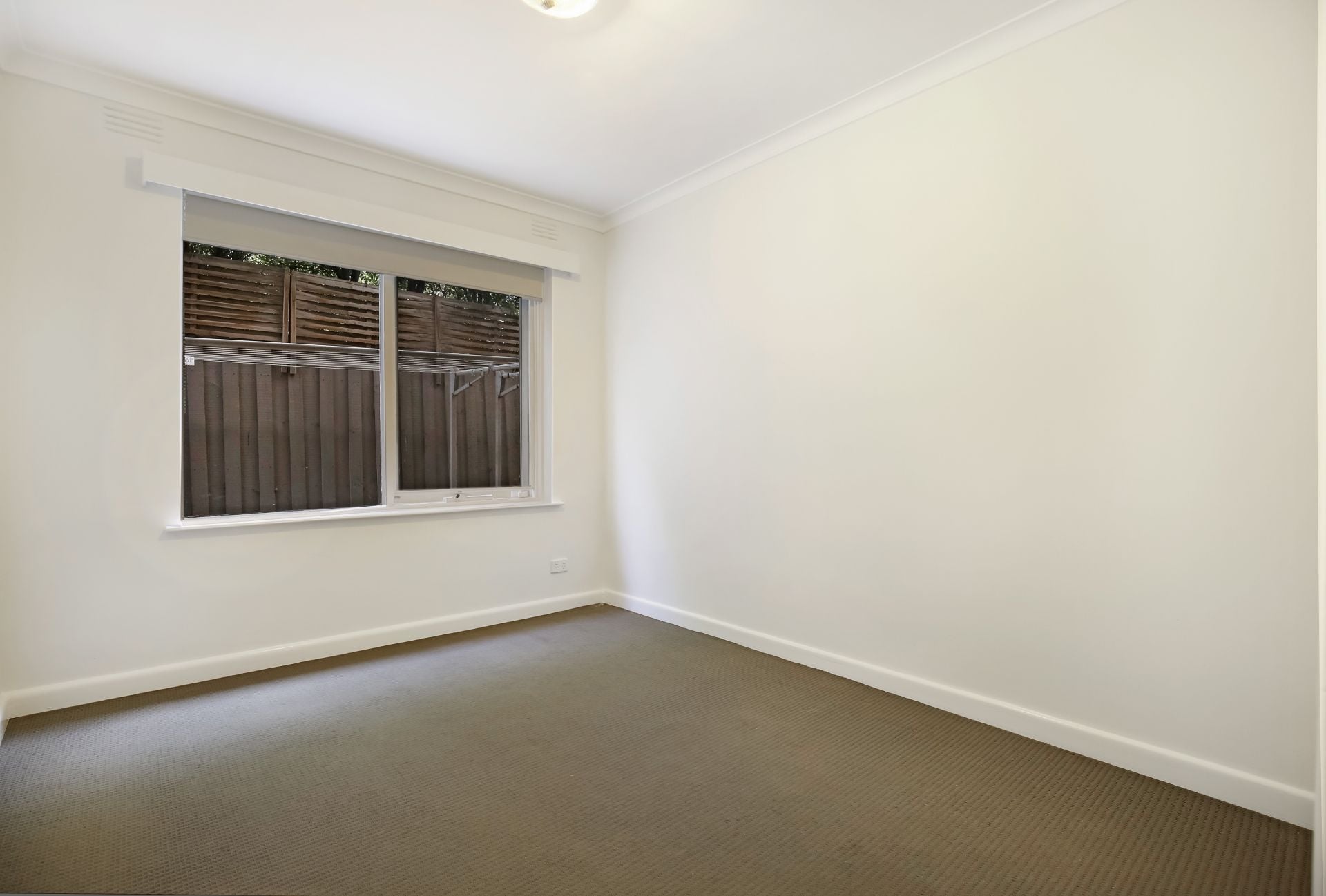 Recently Renovated, 2 Weeks Rent Free!