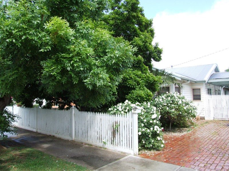 11 Standfield Street, Bacchus Marsh - Thumbnail 2