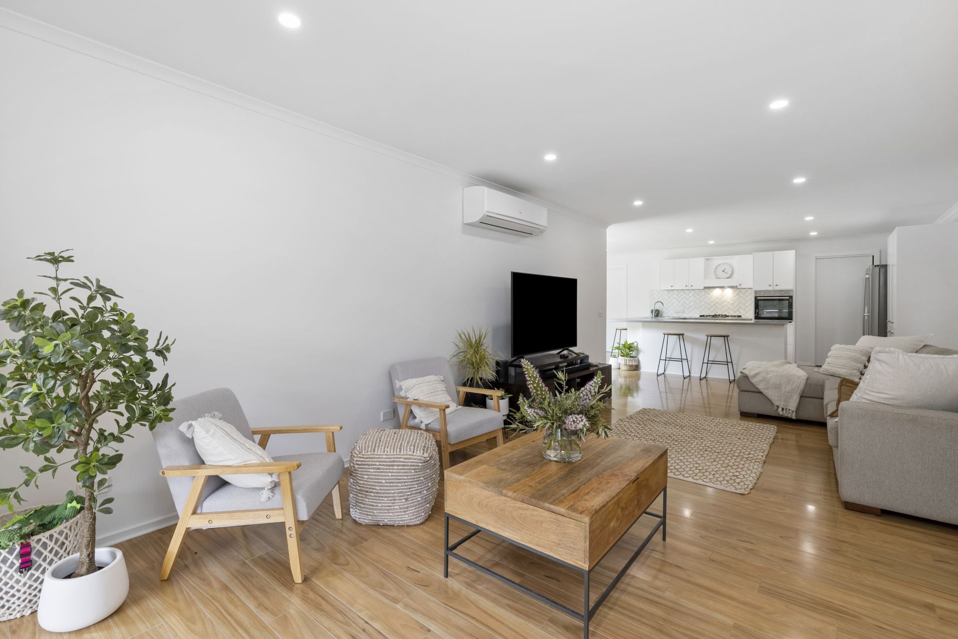 33 Elizabeth Street, Anglesea - Thumbnail 2
