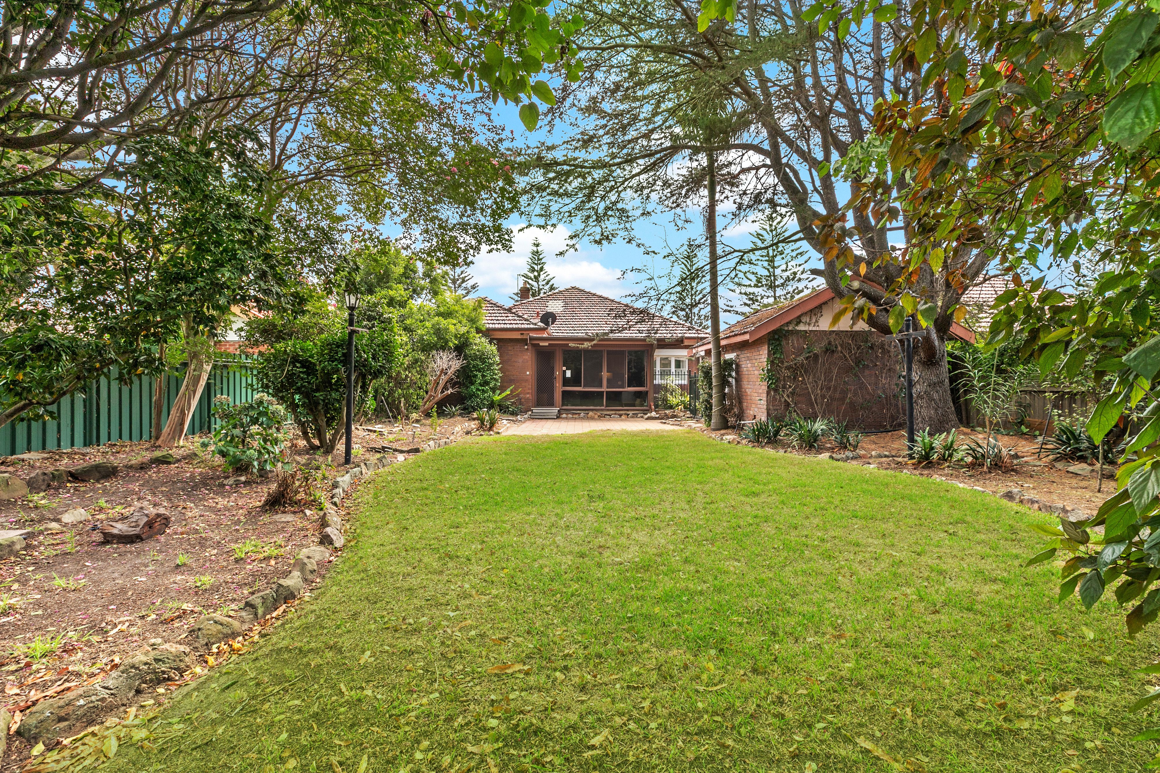 Real Estate For Sale 211 Parkway Avenue Hamilton South , NSW