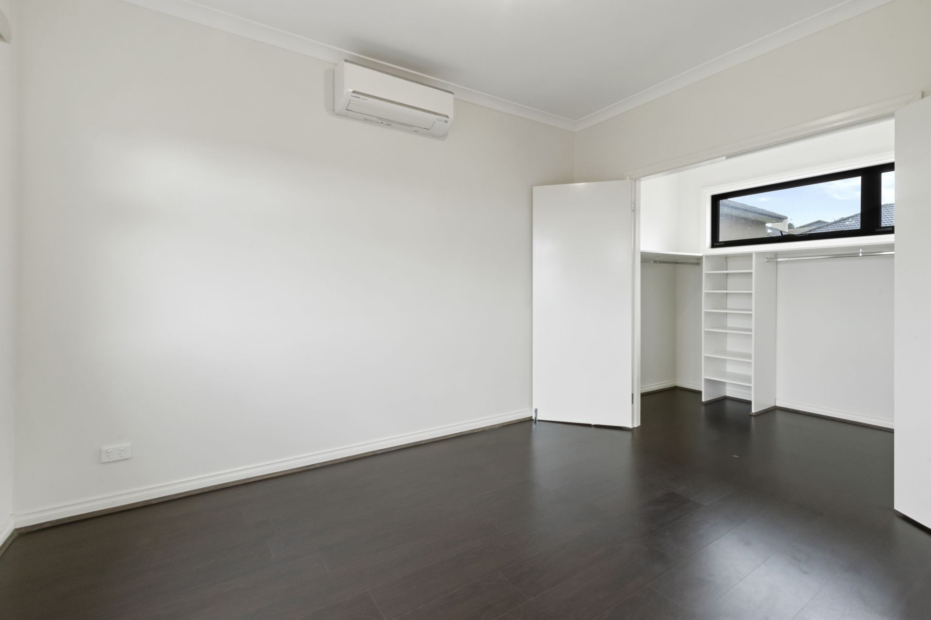 Modern 3-Bedroom Townhouse for Rent in Reservoir!
