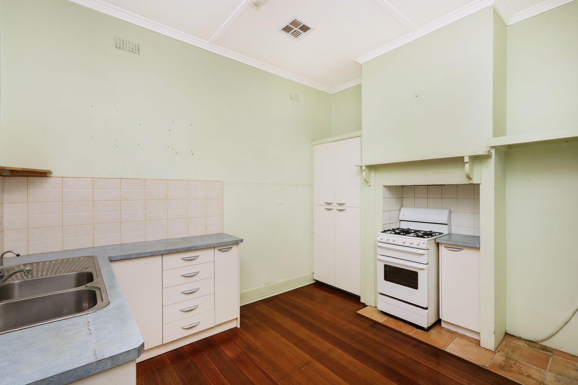 108 Raleigh Road Maribyrnong VIC, Maribyrnong - Thumbnail 6