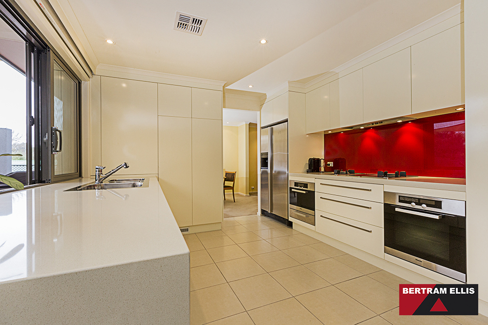 193 Castleton Crescent, Gowrie - Thumbnail 3