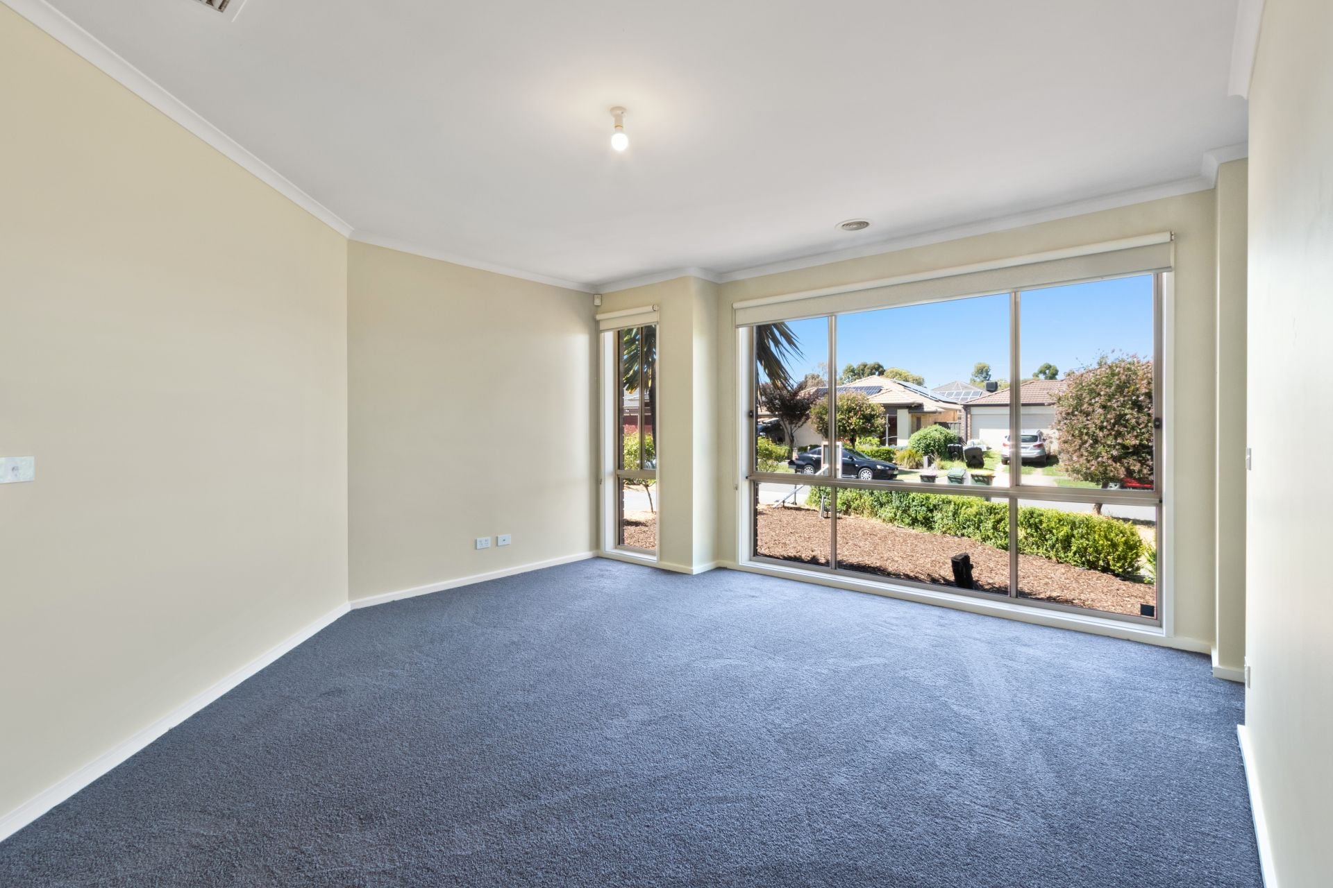FABULOUS FOUR BEDROOM FAMILY HOME
