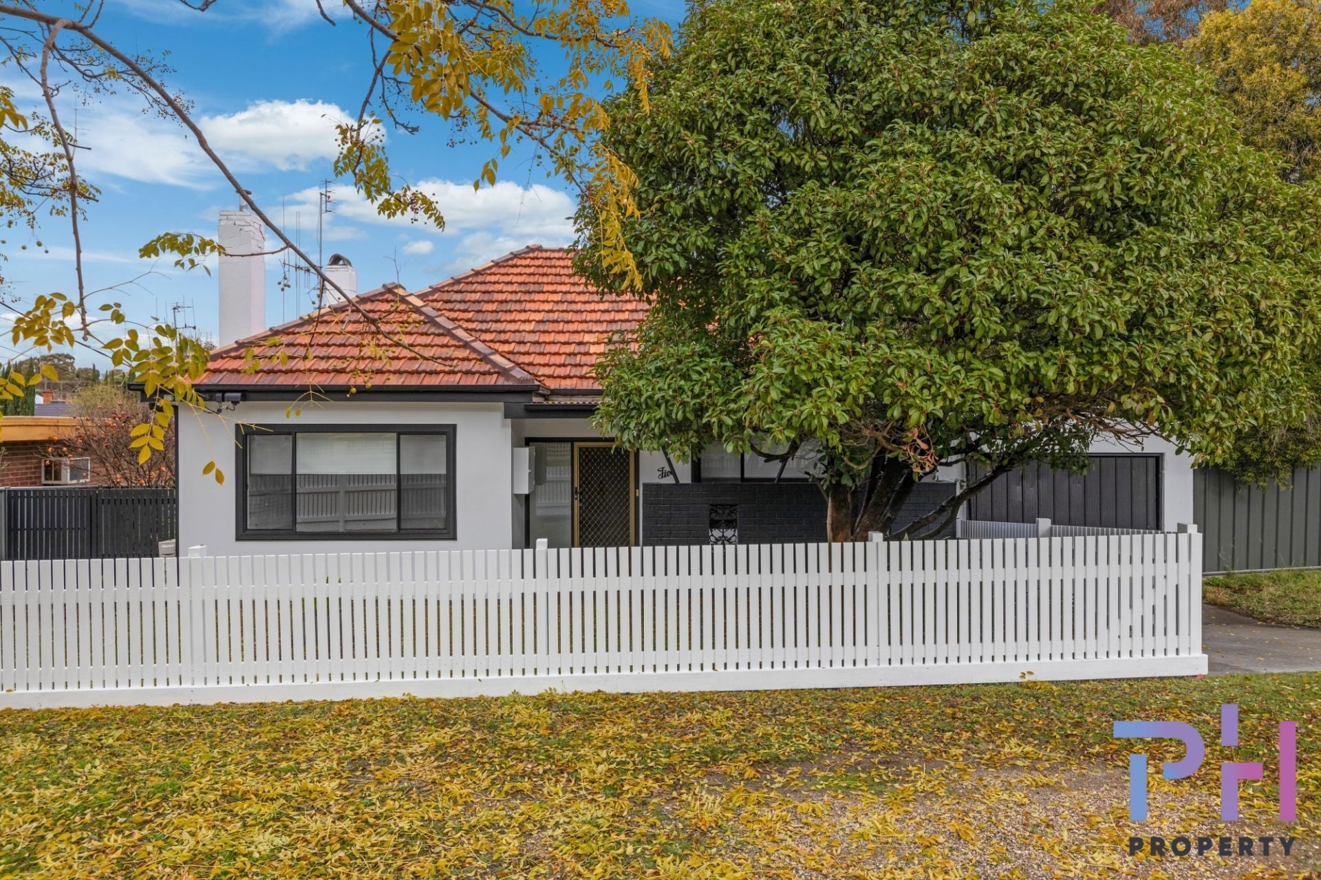 5 Barker Street CALIFORNIA GULLY VIC, California Gully - Image 1