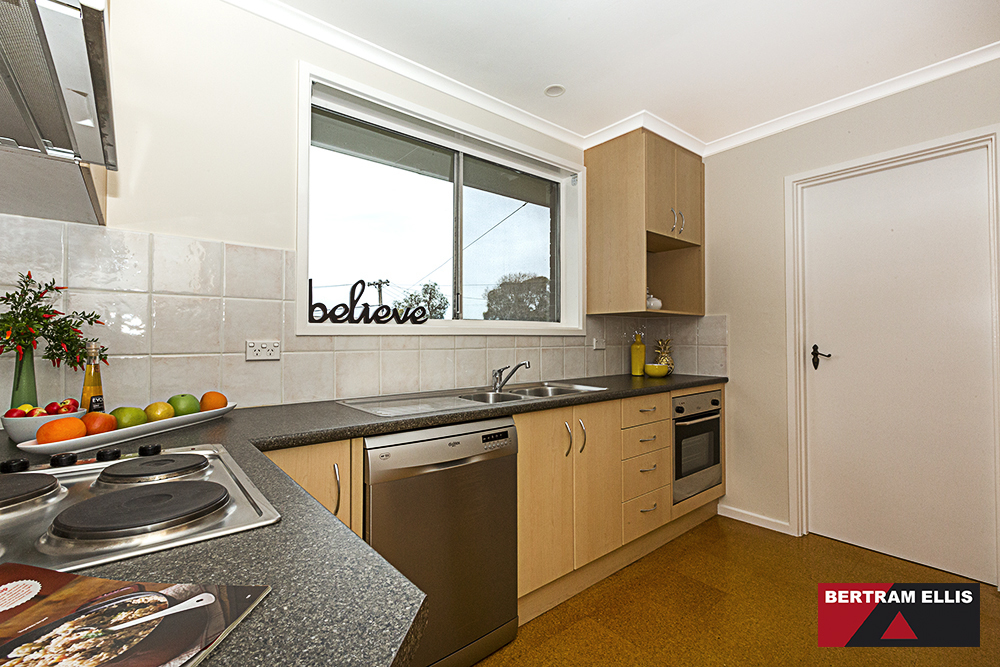 18 Eleanora Street, Fisher - Thumbnail 6