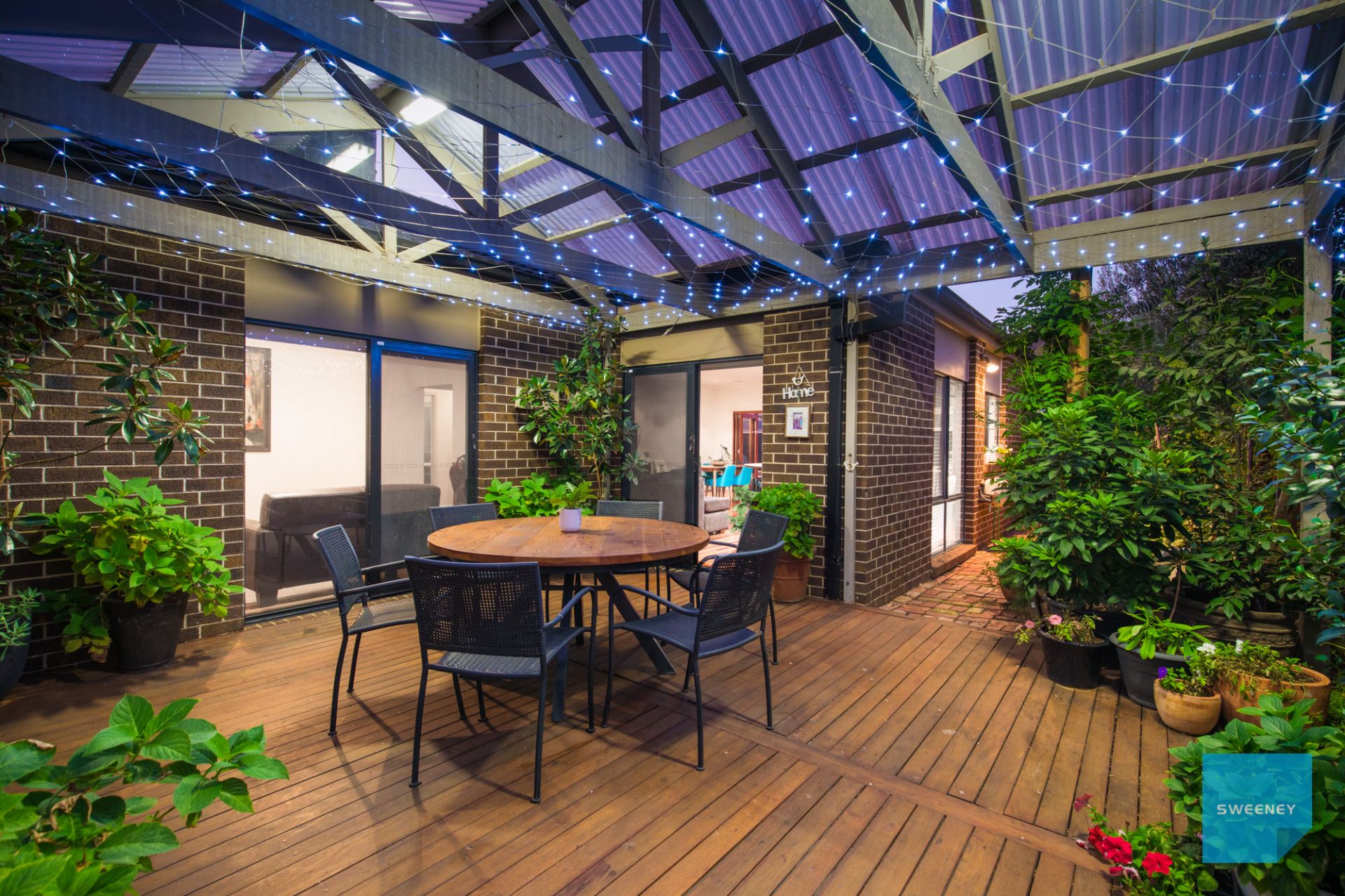 4 Hascombe Drive, Caroline Springs - Thumbnail 4